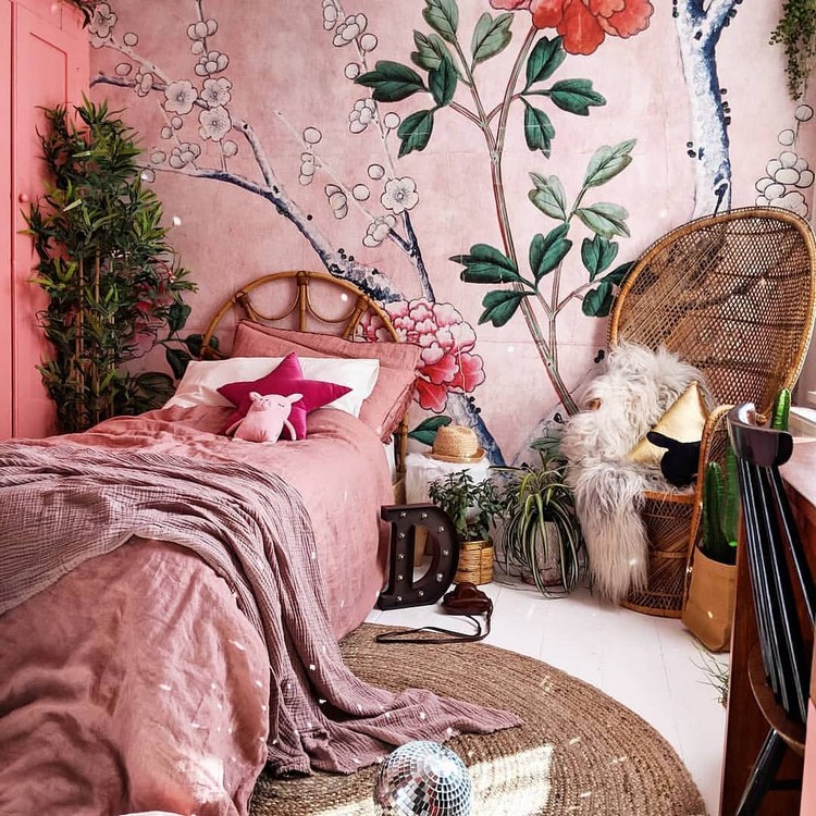 Bohemian Style Beautiful Bedroom Design (21)