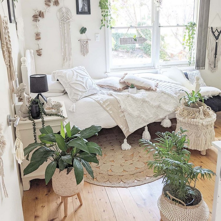 Enchanting Bohemian Bedroom Decor (6)