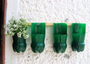 DIY Plastic Bottles External Wall Decoration