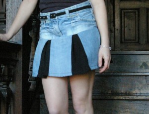 Old Blue Jeans into Skirt
