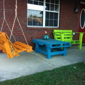 Recycled Pallet Furniture Chairs