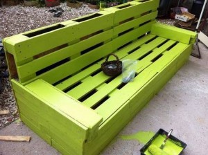 Green Pallet Bench