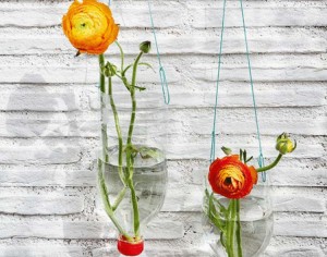 Recycled Plastic Bottles Hanging Flower Vase