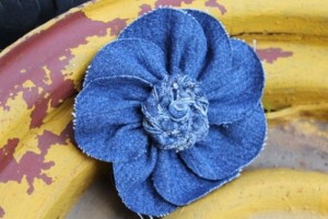 DIY Recycled jeans Flower