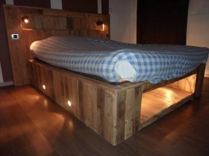 Recycled Pallet Bed with Lights
