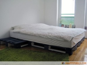 Recycled Pallet Bed