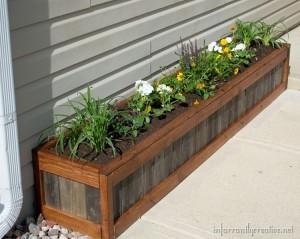 Pallet Wood Planter Box