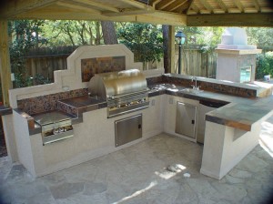 Ideas to Outdoor Kitchen