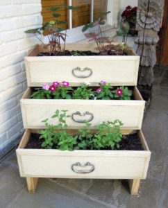 Recycled Drawers Garden Planter Idea