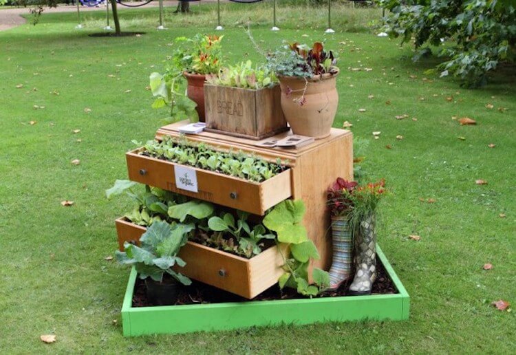 Used Drawers into Garden Planter