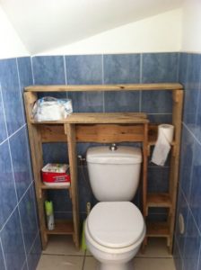 Wood Pallet Bathroom Project