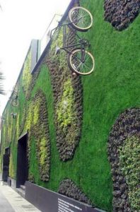 Awesome DIY Vertical Garden
