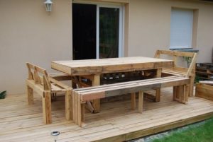 Pallet Terrace with Dining Furniture