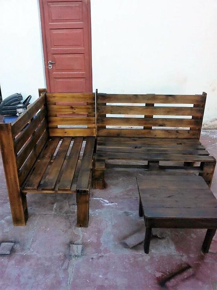 Wood Pallet Benches and Table
