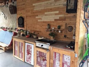 Pallet Outdoor Kitchen