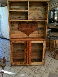 Pallet Cabinet