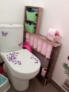Pallet Toilet Paper Holder