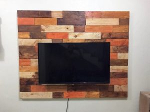 Pallet Wall LED Holder
