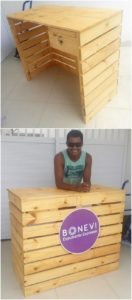 Pallet Counter Table
