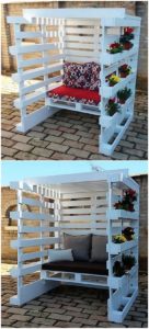 Pallet Seat with Planters
