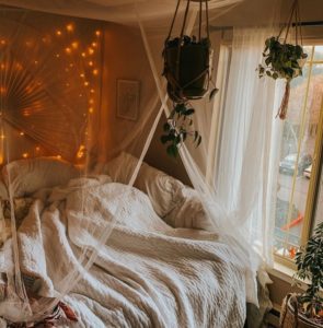 Enchanting Bohemian Bedroom Decor (9)